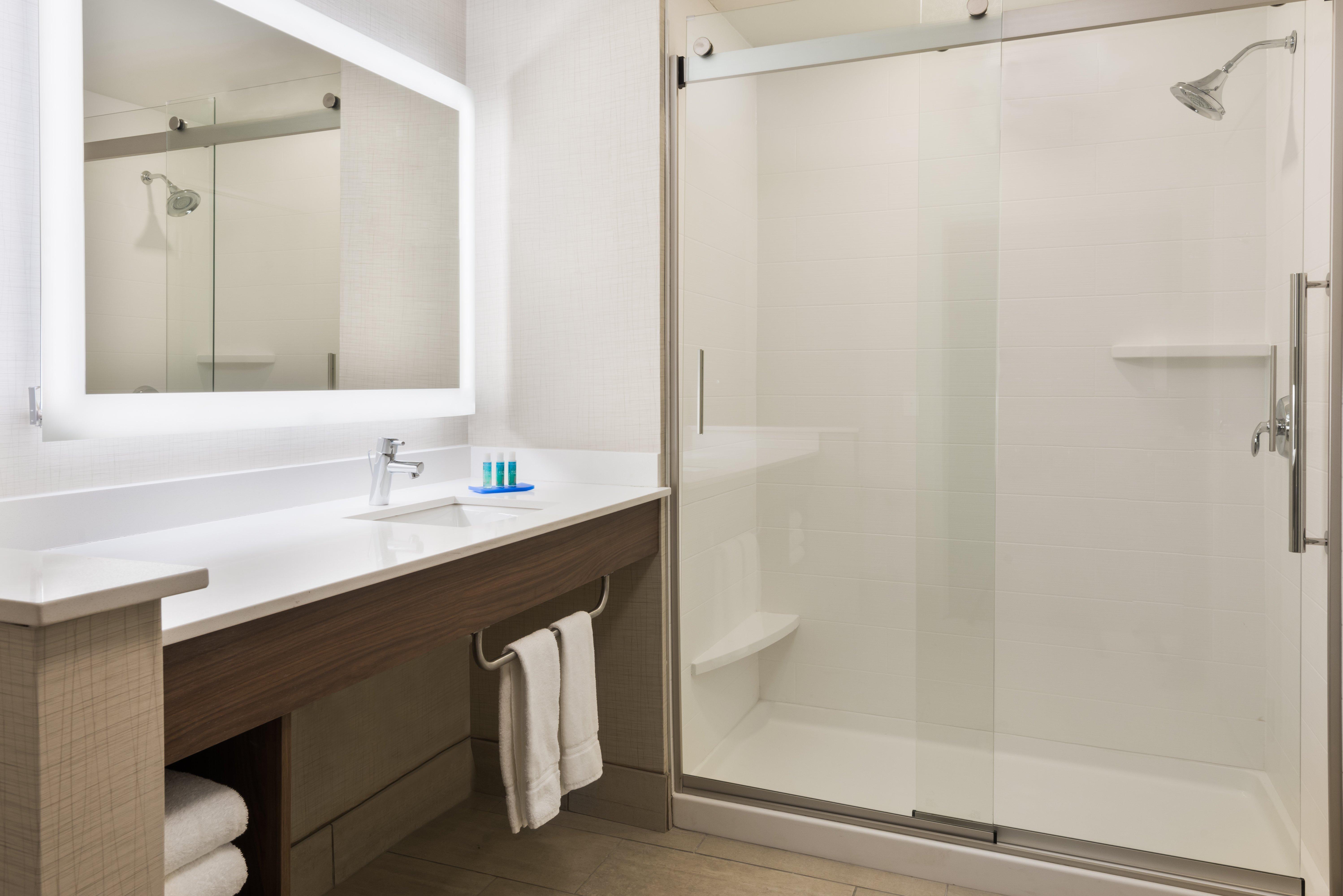 Holiday Inn Express & Suites - Columbus Airport East By Ihg Εξωτερικό φωτογραφία