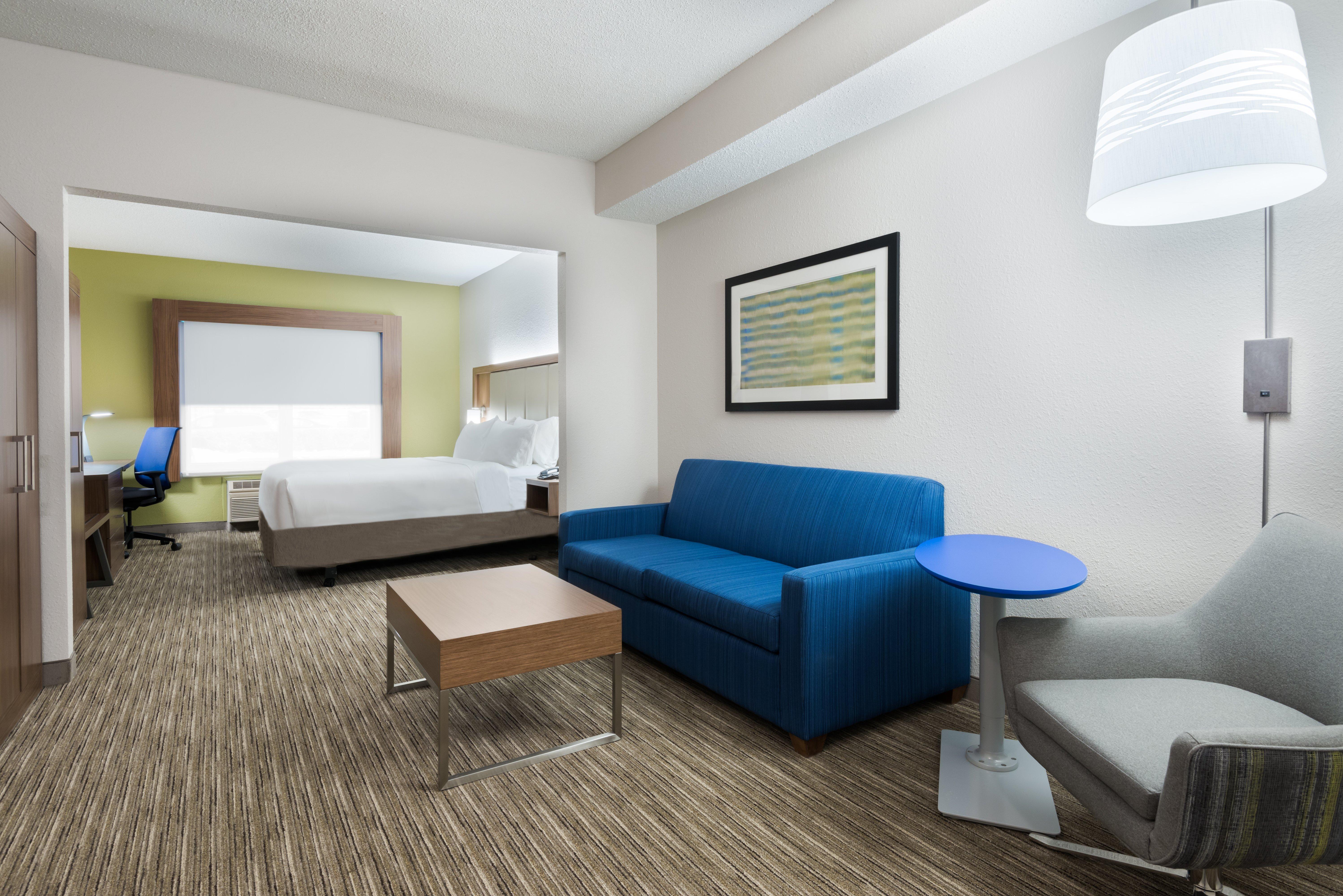 Holiday Inn Express & Suites - Columbus Airport East By Ihg Εξωτερικό φωτογραφία