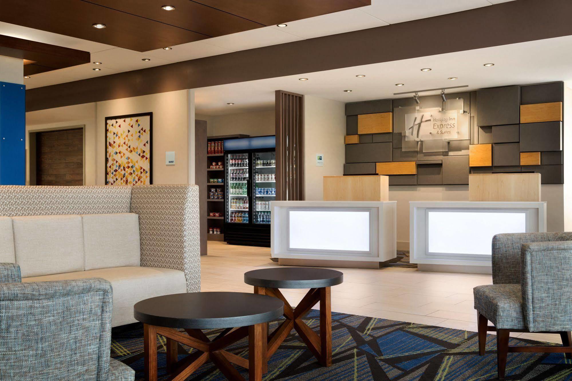 Holiday Inn Express & Suites - Columbus Airport East By Ihg Εξωτερικό φωτογραφία